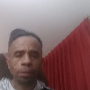 Meet your Posher, Lawrence